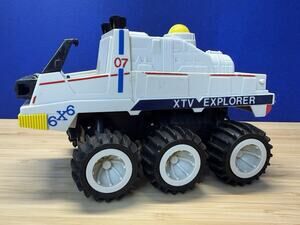 Vintage 1984 CBS Toys 6x6 High Risers XTV Space Explorer Truck Working Condition